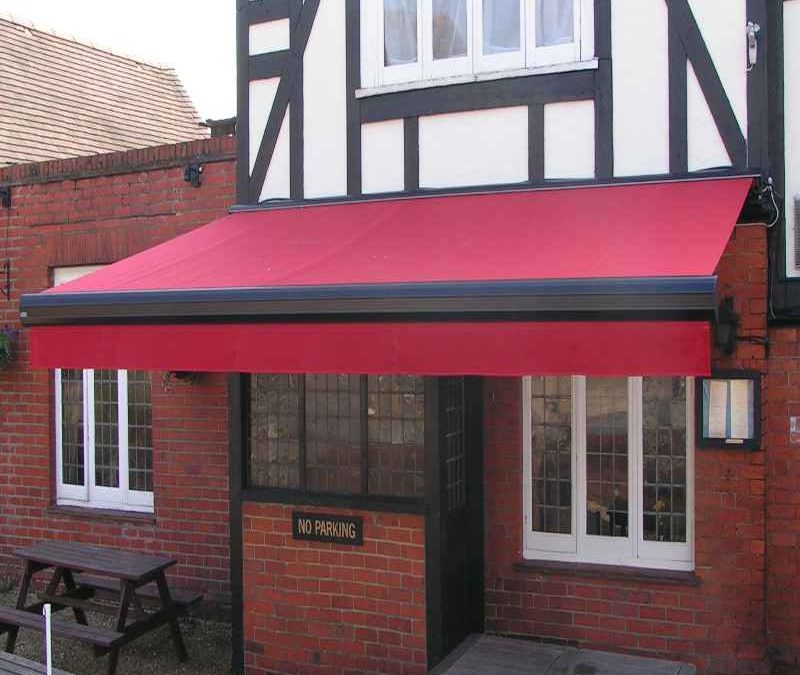 How to Select the Right Awnings in Guildford?